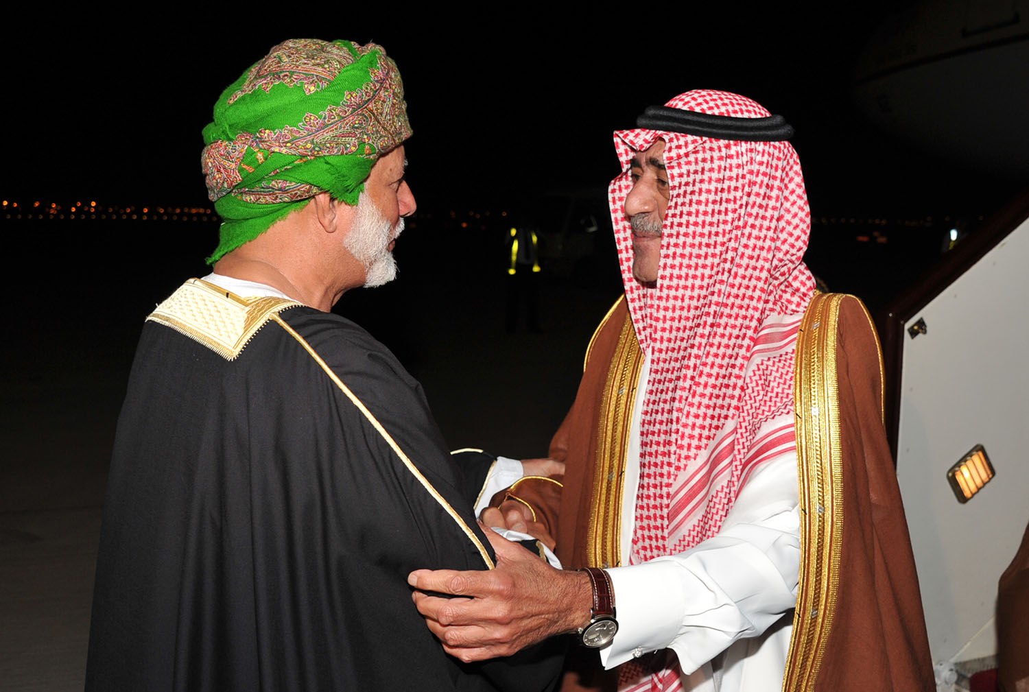 في إطار جولته الخليجية مبعوث العاهل السعودي يصل سلطنة عمان